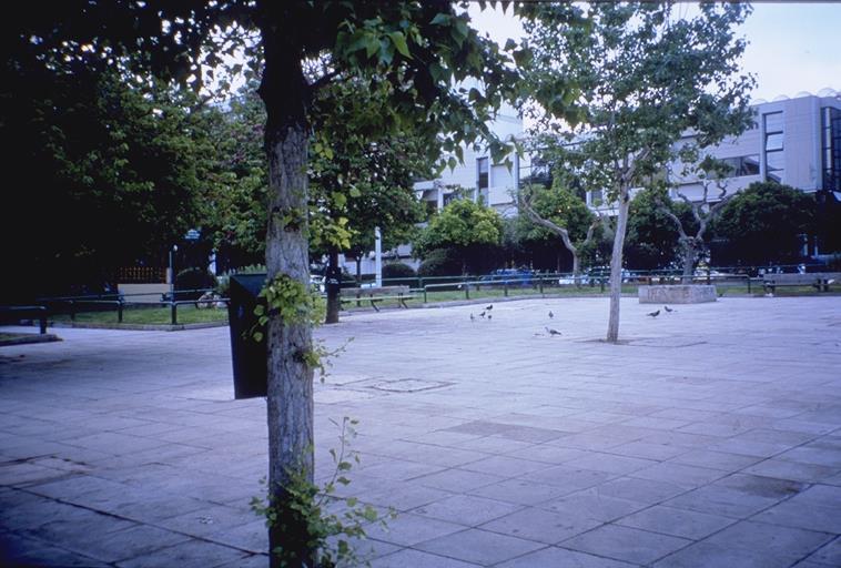 χώροι (κενά οικόπε
