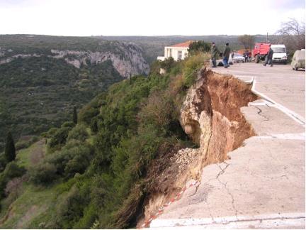 (κατολισθήσεις, καθιζήσεις, κ.α.) και όχι