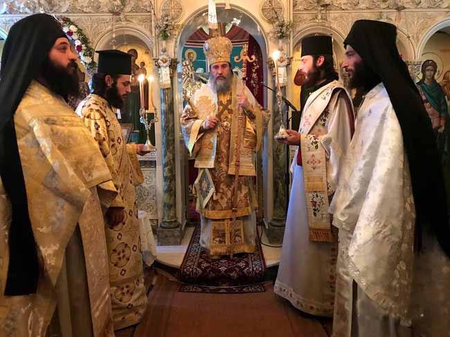 Στὶς Ἀχαρνὲς Ἀττικῆς πανηγύρισε ὁ Ἱερὸς Καθεδρικὸς Ναὸς τοῦ ἑορταζομένου Ἁγίου καὶ στὶς Ἱερὲς Ἀκολουθίες προεξῆρχε ὁ οἰκεῖος Ἱεράρχης Σεβ. Μητροπολίτης Ἀττικῆς καὶ Βοιωτίας κ. Χρυσόστομος. Στὸν Μ.