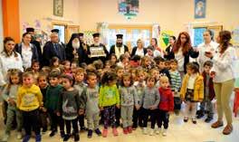 Μετὰ τὴν ἅλωση τῆς Πόλης ἀπὸ τοὺς σταυροφόρους τῆς Δ σταυροφορίας, τὸ 1204, κάποια τεμάχια ἀρπάχτηκαν ἀπὸ τὰ στίφη τῶν βαρβάρων καὶ μεταφέρθηκαν στὴν Δύση. Εὐτυχῶς δὲν χάθηκαν ὅλα.