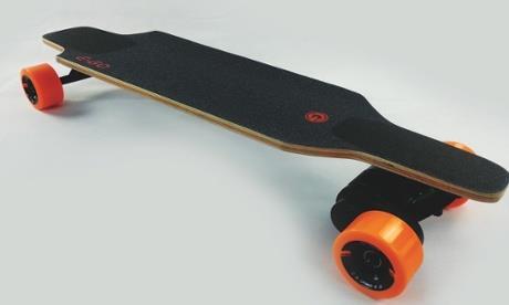 Yuneec E-Go Cruiser electric skateboard Αυτό το πατίνι, έχει έναν ηλεκτρικό κινητήρα και που στέλνει τους αναβάτες πετώντας κατά μήκος του