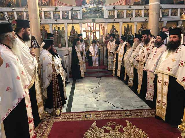 ΤΗΣ ΟΡΘΟΔΟΞΙΑΣ 5 Ἡ Ἐξόδιος Ἀκολουθία καὶ ἡ Ταφὴ τοῦ μακαριστοῦ Μητροπολίτου πρώην Θεσσαλονίκης καὶ Δημητριάδος κυροῦ Μαξίμου Μετὰ τὴν ἐκδημία τοῦ μακαριστοῦ Μητροπολίτου πρώην Θεσσαλονίκης καὶ