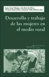 El primer capítulo se refiere al impulso y esfuerzo que desde la Unión Europea se ha dedicado a la cuestión rural; el segundo capítulo está dedicado a los desequilibrios demográficos; el tercer
