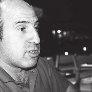 ΑΠΟΨΗ ΟΛΑ ΞΕΚΙΝΟΥΝ ΣΤΑ ΘΡΑΝΙΑ Τα πάνω κάτω θα φέρει στην µπύρα η εκπαίδευση στην ποιοτική αξιολόγηση πιστεύει ένας ζυθολάτρης αλλά και επαγγελµατίας Ηπραγµατική και όχι η επίπλαστη ή η δη-