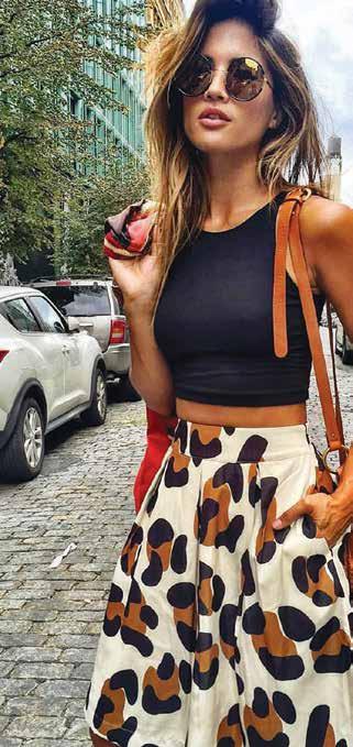 Αυτή τη σεζόν, το Instagram έχει τρελαθεί με τα hoops, τα οποία αποκτούν όλο και περισσότερη «αίγλη».