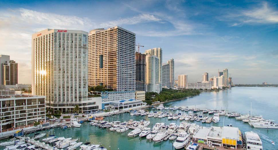 Τα ξενοδοχεία μας MARRIOTT BISCAYNE BAY Απολαμβάνοντας καταπληκτική θέα στο λιμάνι του Μαϊάμι, το ξενοδοχείο προσφέρει σύγχρονες ανέσεις σε μια εκπληκτική τοποθεσία στο κέντρο της πόλης.