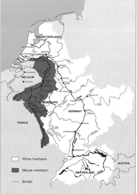 2000 ανθρώπων και την κατάκλυση 1500 km 2 Bangladesh