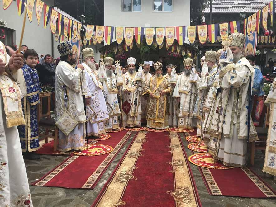 ἐννέα ἀκόμη Ἀρχιερεῖς τῆς Ἱεραρχίας ἐν Ρουμανίᾳ (Θεοφ/ τοι Δημοσθένης, Σωφρόνιος, Θεοδόσιος, Ἰωσήφ, Φλαβιανός, Ἀντώνιος, Γλυκέριος, Διονύσιος καὶ Εὐλόγιος), δεκάδες Ἱερέων καὶ Διακόνων καὶ πλῆθος