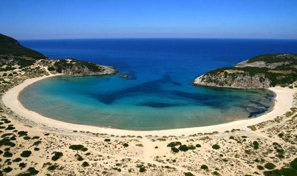 ΥΤΙΚΕ ΟΜΟΡΥΙΕ Η Πελοπόννηςοσ, με τουσ κόλπουσ Κορινθιακό, Πατραώκό, αρωνικό, Μεςςηνύασ, Αργολύδασ και Λακωνύασ, ϋχει ςχόμα πλατανόφυλλου, γι αυτό παλαιότερα την ϋλεγαν και