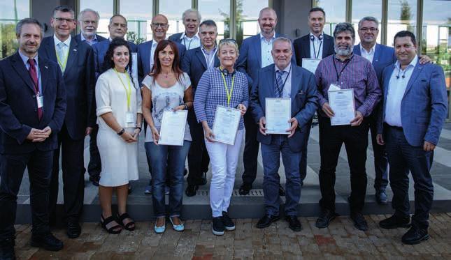 Η ΟΓΔΟΗ ΕΤΗΣΙΑ ΣΥΝΔΙΑΣΚΕΨΗ ΕΜΒΛΗΜΑΤΙΚΑ ΠΡΟΓΡΑΜΜΑΤΑ ΣΥΝΕΡΓΑΣΙΑΣ ΤΟ 2018 Μία από τις κορυφαίες στιγμές της ετήσιας συνδιάσκεψης ήταν για πρώτη φορά η βράβευση πέντε ιδιαίτερα βιώσιμων και καινοτόμων