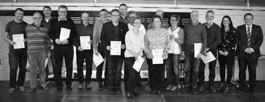 Zimmermann 20 Jahre vorbildliche Fußballlaufbahn M. Fink, C. Eckle 25 Jahre vorbildliche Fußballlaufbahn A. Weidle Christbaumfest am Sonntag, 09.12.2018 Wir treffen uns am Sonntag, den 09.12.2018, um 13.
