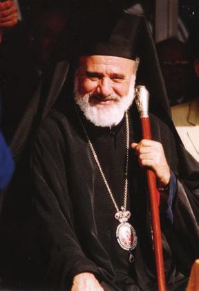 Κατά τή νέα αὐτή περίοδο, χειροτονήθηκαν πολλοί νέοι Ἱερεῖς, ἐνῶ κάθε χρόνο µετακαλοῦνται Ἐξοµολόγοι ἀπό τό Ἅγιον Ὄρος, οἱ ὁποῖοι περιέρχονται ὅλη τήν Ἤπειρο στηρίζοντας πνευµατικά τούς πιστούς καί