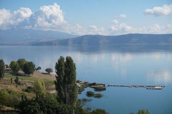 45 Εικόνα 9: Άποψη της λίμνης Βεγορίτιδας Πηγή: http://www.amyntaio.gr/fysiko-perivallon/perivallon 6.