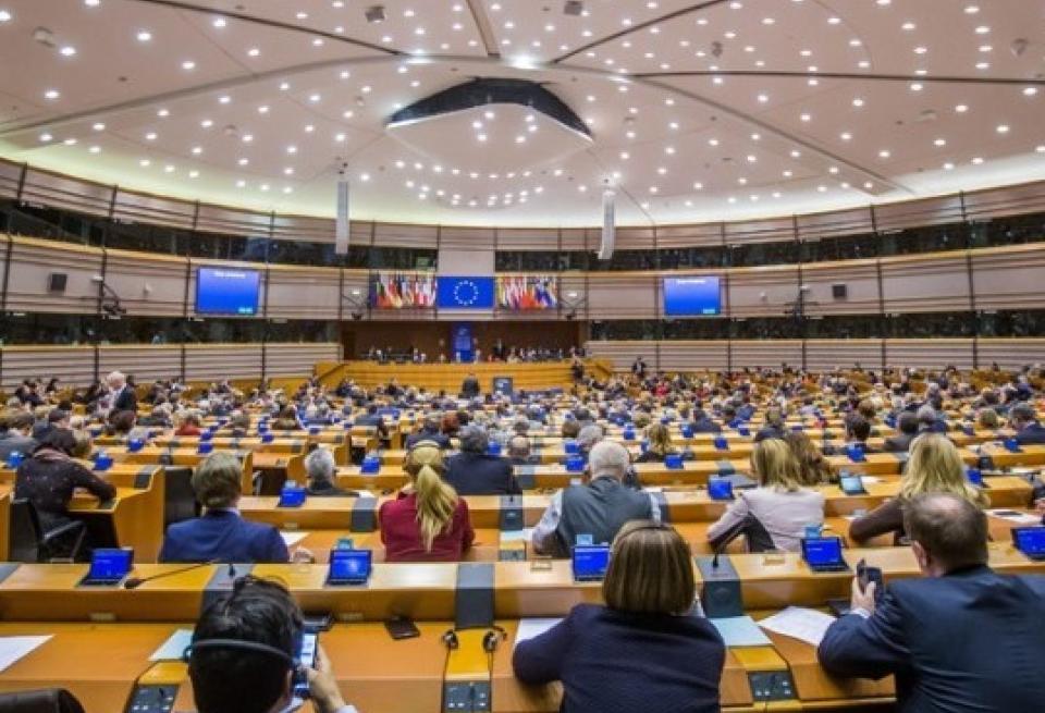 Λειτουργία του Ευρωπαϊκού Κοινοβουλίου Συνήθως η σύνοδος ολομέλειας πραγματοποιείται στο Στρασβούργο για
