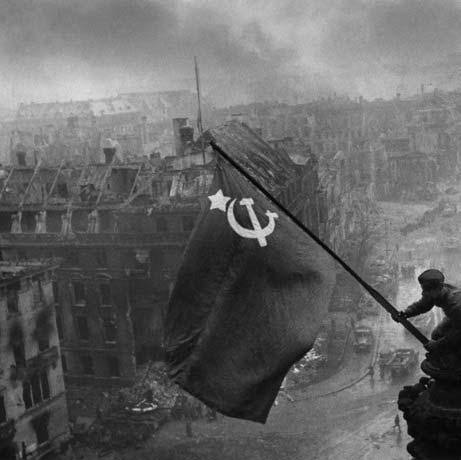 8 Εικόνα 16.2 Μαίου 1945. Βερολίνο.