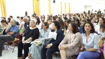 ΥΠΠΕΘ και της Ελληνικής Εθνικής Επιτροπής για την UNESCO με τη συμμετοχή 14 δημόσιων και ιδιωτικών γυμνασίων Το Γ Μαθητικό Συμπόσιο Συνεργαζόμενων Σχολείων Δικτύου Γυμνασίων