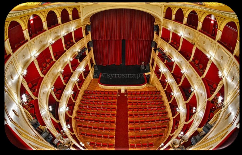 6. Θέατρο Απόλλων o Είναι ένα από τα σημαντικότερα αξιοθέατα της Σύρου και αποτελεί