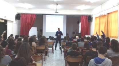 Δύο μαθητές από κάθε τμήμα ΕΝΤΟΣ & ΕΚΤΟΣ 20 Μαρτίου 2018 Υπεύθ.