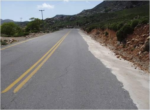 Ασφαλτόστρωση συνολικού μήκους 1,5km.