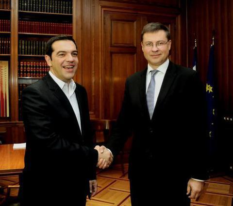 «Επί της ουσίας, η αξιολόγηση που είναι σε εξέλιξη έχει στόχο η Ελλάδα να εφαρμόσει τις μεταρρυθμίσεις που έχει υποσχεθεί, αυτό παραμένει η προϋπόθεση για να συνεχιστεί το πρόγραμμα βοήθειας όπως και