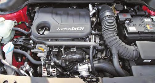 000άρι σύνολο της Hyundai δείχνει εύστροφο και αρκετά πολιτισµένο στη λειτουργία του. Ανεβάζει όµως την ισχύ του γραµµικά, έχει αρκετή ροπή από χαµηλά και καταφέρνει να κινήσει αξιοπρεπώς τα 1.