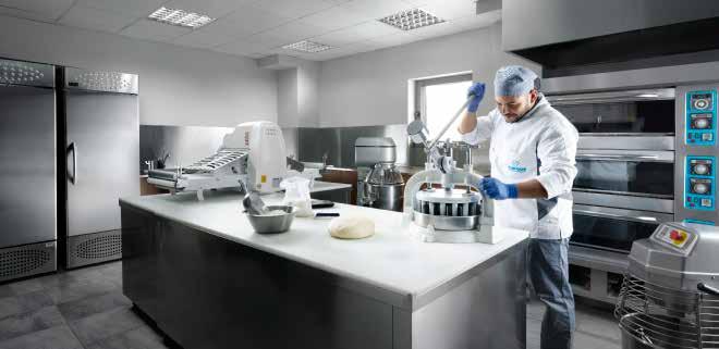 Τα προϊόντα της Kenfood απευθύνονται σε: Επαγγελµατίες αρτοποιούς Ζαχαροπλάστες HO.RE.