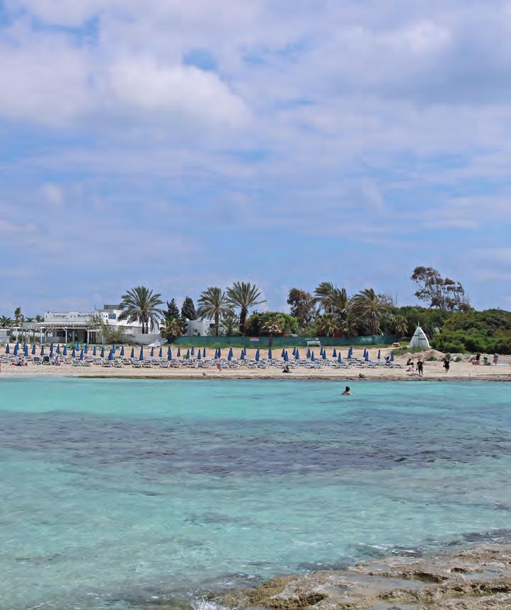 ΑΓΙΑ ΝΑΠΑ / AGIA NAPA ΠΑΡΑΛΙΑ ΒΑΘΕΊΑ ΓΩΝΙΆ Vathia Gonia Beach H παραλία Βαθεία Γωνιά βρίσκεται 2,2 χλμ.