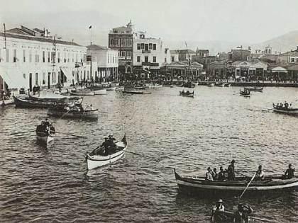 ΟΙ ΗΡΩΕΣ ΚΑΙ ΟΙ ΣΧΕΣΕΙΣ ΜΕΤΑΞΥ ΤΟΥΣ:. Ο Tζώνης είναι άνθρωπος ιδιόρρυθμος, ευαίσθητος και εκφράζει τον έρωτά του με ιπποτικό τρόπο.