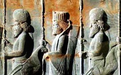 Η περσική αυτοκρατορία των Αχαιμενιδών υπό τον Κύρο τον Μέγα (559-529) και τον Δαρείο Α (521-485) κυριάρχησε σε όλη τη Μέση και Εγγύς Ανατολή έως τον Ινδό ποταμό, περιλαμβάνοντας την Αίγυπτο, την