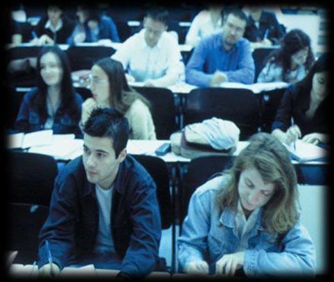 διάφορες διαδικτυακές εφαρμογές κατά τη διάρκεια των σπουδών τους.