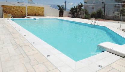 Το μαγικό του περιβάλλον θα σας ταξιδέψει και η καταγάλανη πισίνα του θα σας χαλαρώσει και θα σας δημιουργήσει μία αίσθηση διασκέδασης και ευχαρίστησης.