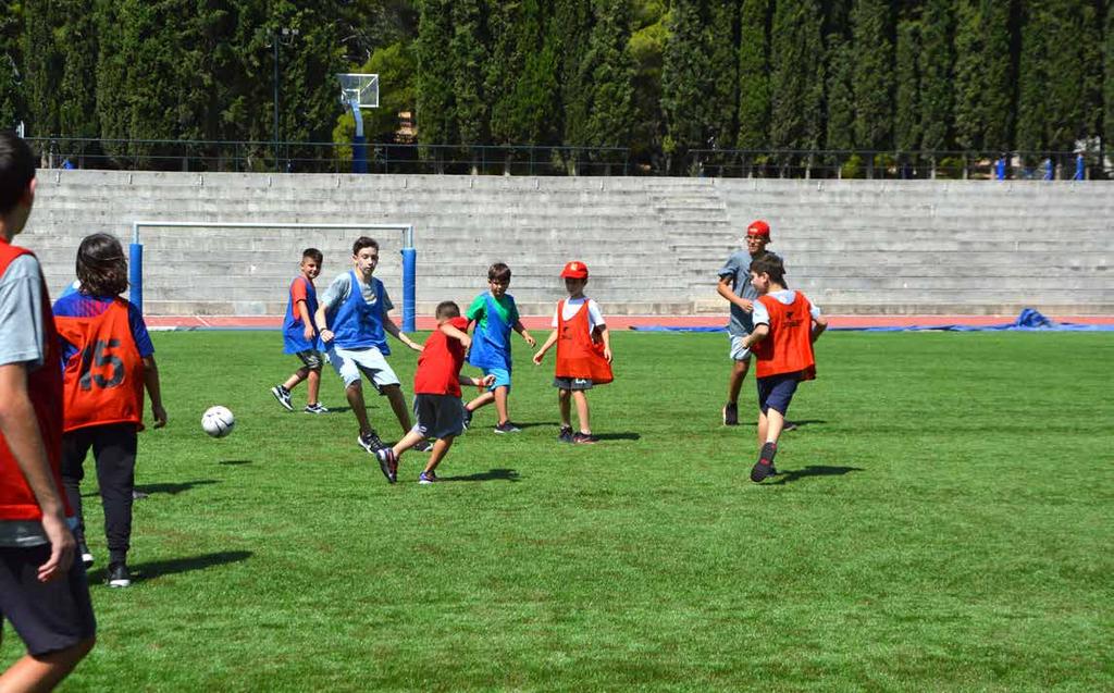 3. Αθλητικό Πρόγραμμα Τα παιδιά που θα φοιτήσουν στη Γ, Δ, Ε, & ΣΤ Δημοτικού και στην Α Γυμνασίου θα επιλέξουν ΕΝΑ Άθλημα για το πρωινό πρόγραμμα & ΤΡΕΙΣ Ομίλους από το απογευματινό πρόγραμμα