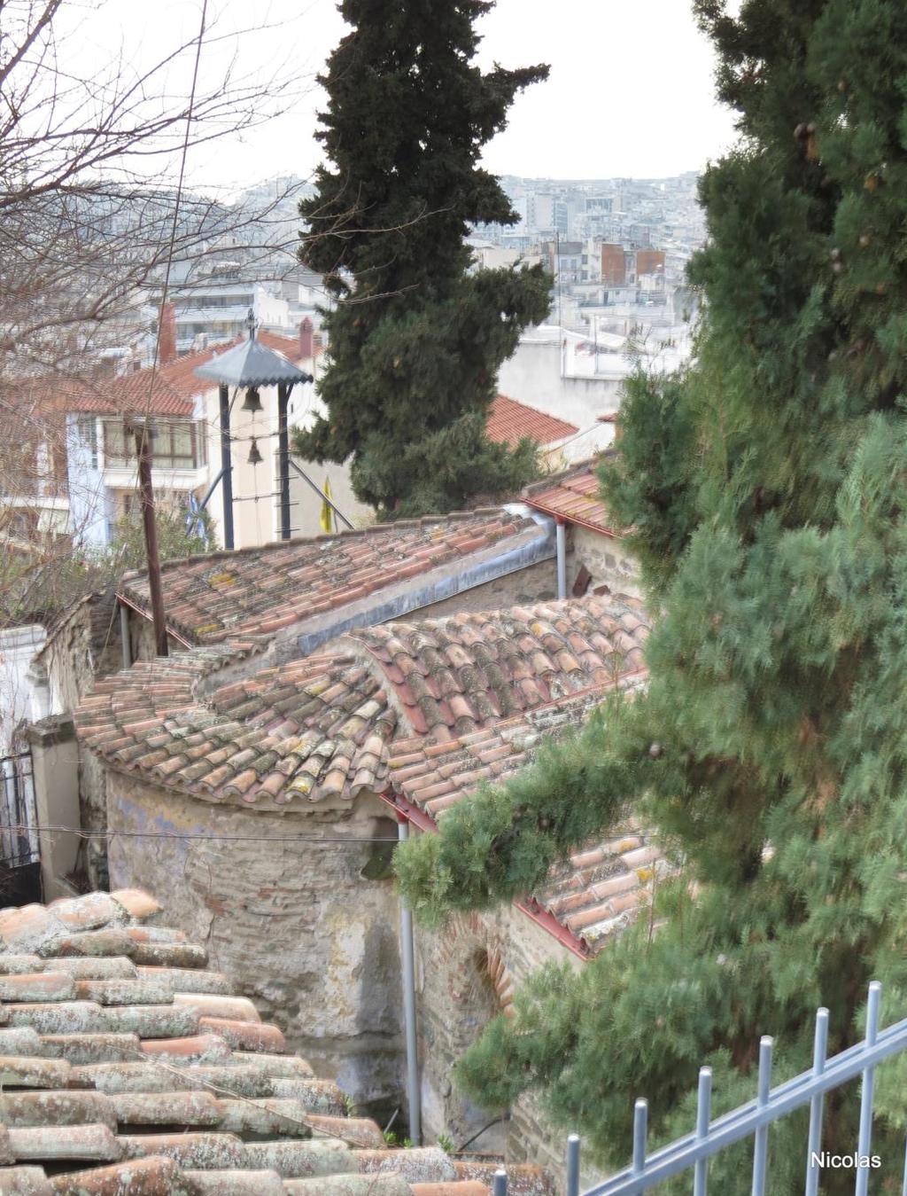 Η Μονή Λατόμου (Οσίου Δαυίδ) Η παλιά και ιστορική μονή Λατόμου σήμερα, είναι ο ενοριακός ναός του Οσίου Δαυίδ του εν Θεσσαλονίκη. Βρίσκεται στην Άνω Πόλη της Θεσσαλονίκης.