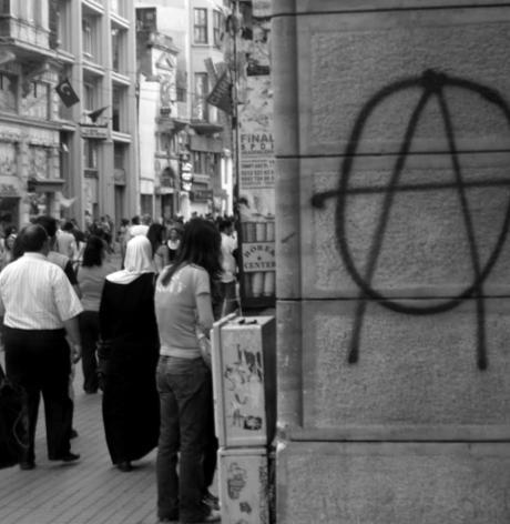ηεκ ακανπία ζακ βακδαιηζηέξ μη μπμίμη θαηαζηνέθμοκ υηη βνμοκ μπνμζηά ημοξ.