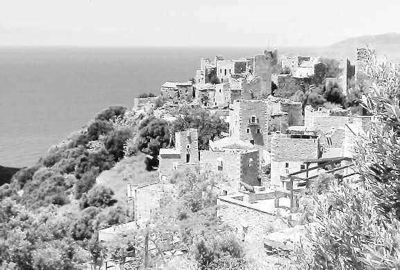 «Περαστικός βλέπεις τη Μάνη σε τρεις μέρες, περπατητής σε τρεις μήνες, και για να δεις την ψυχή της θέλεις τρεις ζωές.