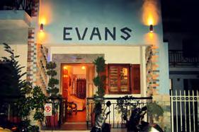 EVANS STUDIO Το κεντρικό Evans Studio αποτελείται από εννέα πλήρως εξοπλισμένα δωμάτια μέγιστης δυνατότητας φιλοξενίας έως έξι ατόμα.