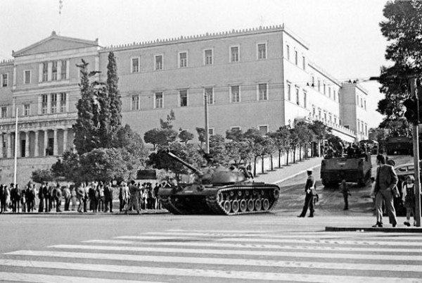 21η Απριλίου: Θλιβερή Εθνική Επέτειος, Πραξικόπημα των Συνταγματαρχών Επιμέλεια: Ανδρέας Μέγκος Συμπληρώνονται σήμερα 51 χρόνια από το πραξικόπημα των Συνταγματαρχών και την εγκαθίδρυση της επταετούς
