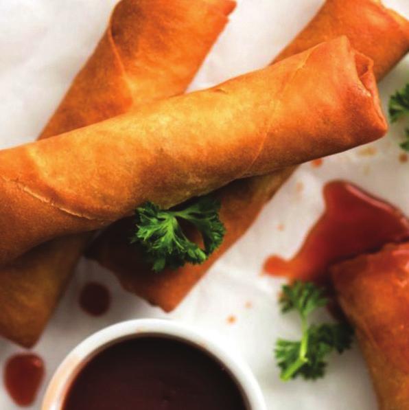γιαουρτιού Sauce τόνου, αγγούρι & πιπεριές Φλωρίνης Σαλάμι μπύρας, ζαμπόν, γαλοπούλα, μετσοβόνε & sauce μελιού Καπνιστό σολομό Σκωτίας, cottage cheese, σπανάκι baby & φύλλα ρόκας Κοτοσαλάτα *σε