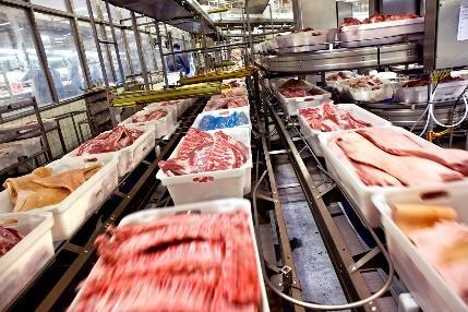 Η εταιρεία σφαγής της Δανίας Crown είναι ο μεγαλύτερος εξαγωγέας κρέατος στην Ευρώπη και μεταξύ των 5 μεγαλύτερων επιχειρήσεων σφαγής