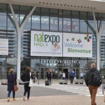 - ΣΤΑΤΙΣΤΙΚΑ Η NATEXPO είναι μία διεθνής έκθεση που πραγματοποιείται τα τελευταία 30 χρόνια στη Γαλλία, θέτοντας στο επίκεντρο της προσοχής την αγορά οργανικών προϊόντων, όχι μόνο στη Γαλλία αλλά και