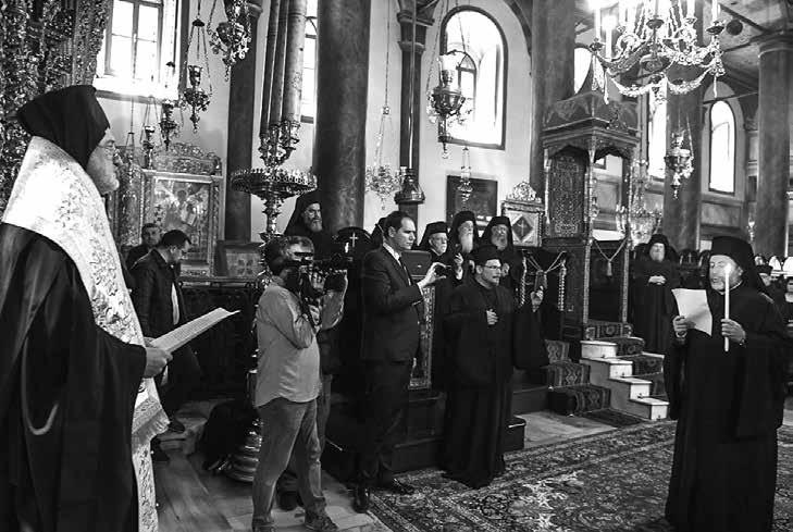 Δευτέρα 17 Ιουνίου 2019 Monday, June 17, 2019 Ενθρόνιση Αρχιεπισκόπου Ελπιδοφόρου 6 Το μικρό και μεγάλο μήνυμα της εκλογής Ελπιδοφόρου Οικουμενικός Πατριάρχης Βαρθολομαίος: «Γνωστόν τυγχάνει πάσιν