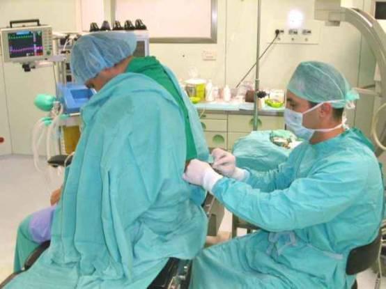 Η υπαραχνοειδής αναισθησία θα πρέπει να χορηγείται σε χώρο χειρουργείου, με πλήρη εξοπλισμό, άσηπτες συνθήκες και δυνατότητα χορήγησης γενικής αναισθησίας εάν απαιτηθεί και αναζωογόνησης Προετοιμασία