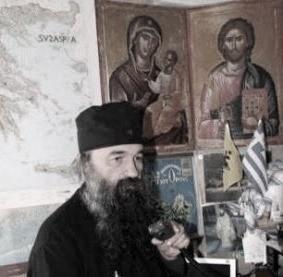 «Αγαπητοί συνάδελφοι ραδιοερασιτέχνες του Αιγαίου, Χαίρεται! Πραγματικά πολύ χάρηκα όταν έλαβα και διάβασα στον λίγο ελεύθερο χρόνο μου, τα τεύχη του περιοδικού 59Report/Ραδιοεπαφή, πού κυκλοφορείτε.
