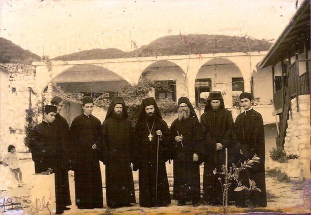 Την ίδια ημέρα στήν Εκκλησία με ανεγνώρισε εκ του μακρόθεν και αυτό με ενεθάρρυνε γιατί δεν γνώριζα λεπτομέρειες γιά την κατάσταση που βρίσκονταν.