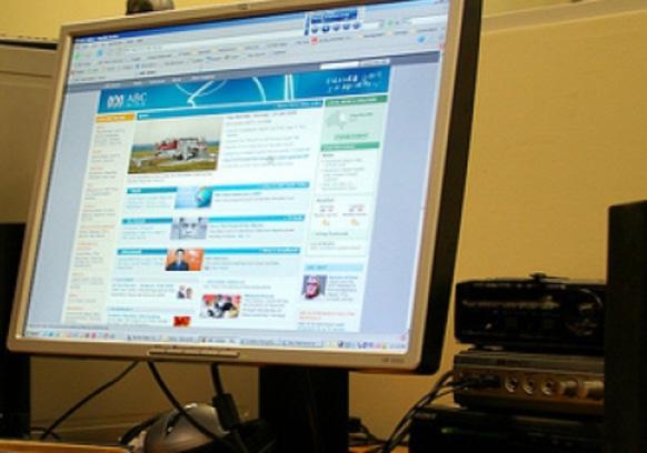 Το δύσκολο είναι ότι οι φορολογούμενοι δεν θα γλιτώσουν την επίσκεψη στην εφορία τους για να λάβουν τον απαραίτητο κλειδάριθμο που θα τους επιτρέψει να έχουν πρόσβαση σε όλες τις ηλεκτρονικές