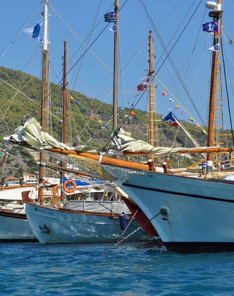 Παραδοσιακών Σκαφών που με την πάροδο του χρόνου και την αύξηση των μελών μετατράπηκε σε Σύνδεσμο.