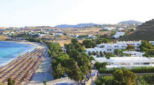 Προσφέρει καλαίσθητα δωµάτια µε µπαλκόνι, τα περισσότερα µε θέα στο Αιγαίο. Όλα είναι άρτια εξοπλισµένα µε κλιµατισµό, θυρίδα ασφαλείας, δορυφορική τηλεόραση και µίνι µπαρ.