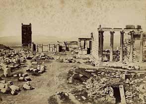 Χαραγμένο ἀπό τόν Α. Φόρστερ, ὑπόμνημα καί τοπωνύμια στά ἑλληνικά καί γαλλικά. Σέ κορνίζα. 500-700 406 20. Φωτογραφία 406 Πέντε φωτογραφίες ἀρχαίων μνημείων τῆς Ἀθήνας. 1872.