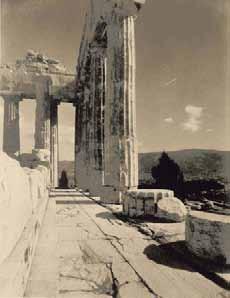 23 φωτοτυπίες (collotypes) καί ἕνα τύπωμα ἀργύρου, 220 x 290 mm.