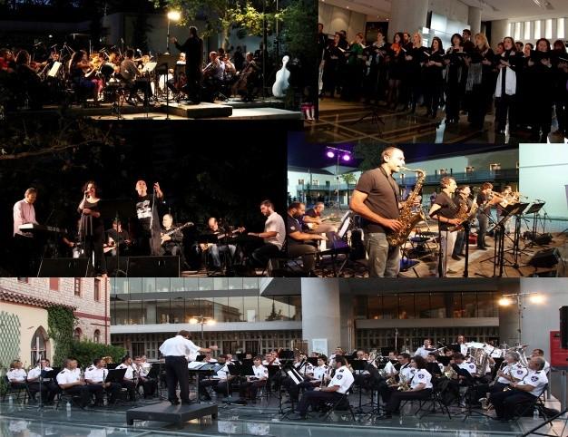 με μελωδικοφσ ρυκμοφσ. Η υμφωνικι Ορχιςτρα και θ Μικτι Χορωδία κα υποδεχτουν το κοινό ςτθν Πνφκα, το Εργαςτιρι Ελλθνικισ Μουςικισ ςτθ κζςθ «Άνδθρο Πικιώνθ» και θ Big Band ςτθ κζςθ «Μπιενάλε».